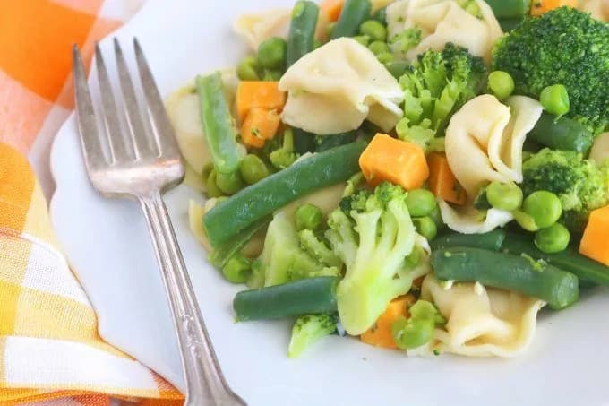 Easy and Healthy Toddler Lunch Ideas - KID-FRIENDLY PASTA SALAD | RECIPE