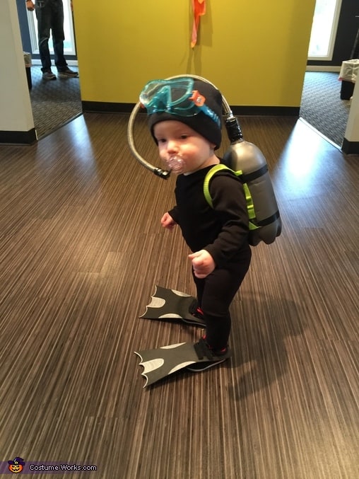 funny baby halloween costume - mini scuba diver baby halloween costume