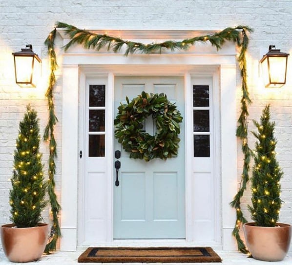 modern and neutral christmas decor ideas - henry and russell