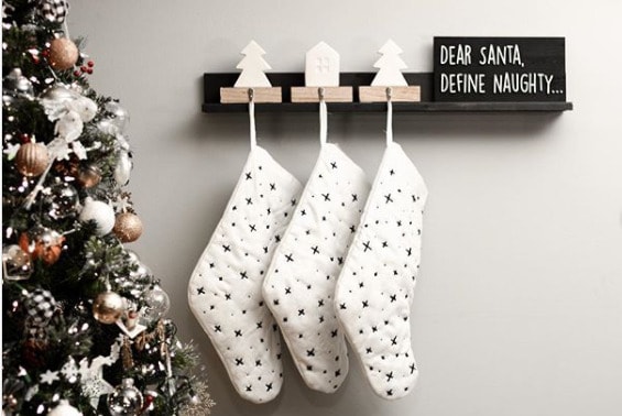 modern and neutral christmas decor ideas - oneone2design