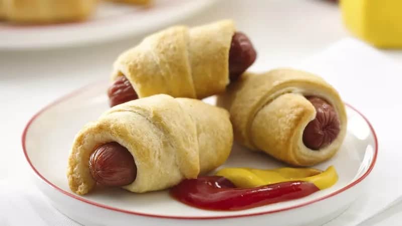 Baby Shower Appetizers - Pigs in a Blanket