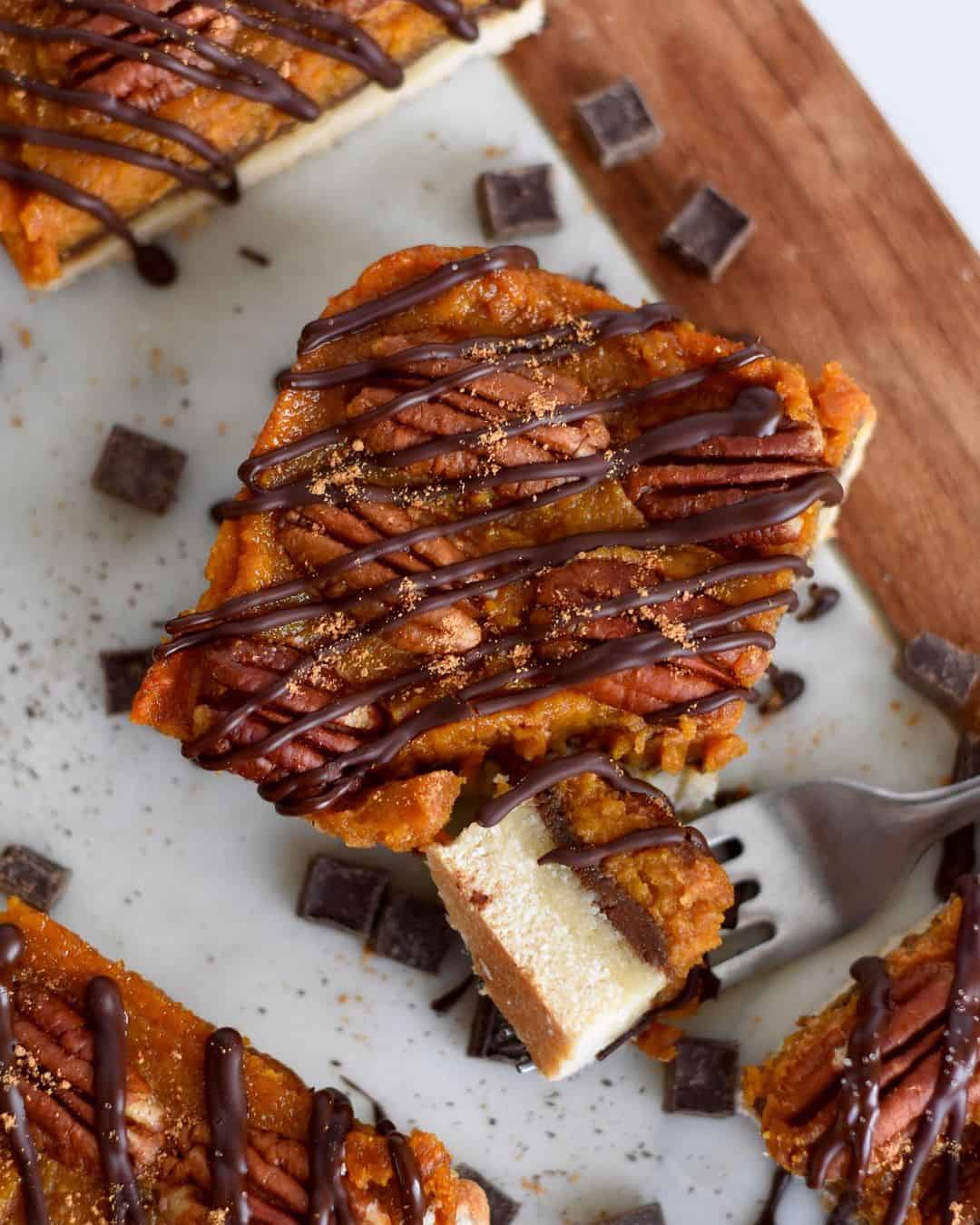 11-Potluck-Recipes-Pumpkin-Pie-Bars-1