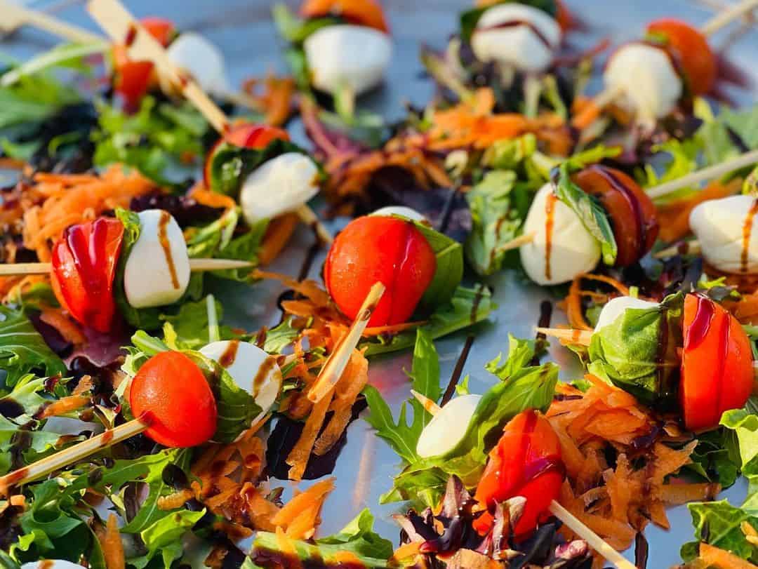 13-Potluck-Recipes-Caprese-Salad-Skewers-2