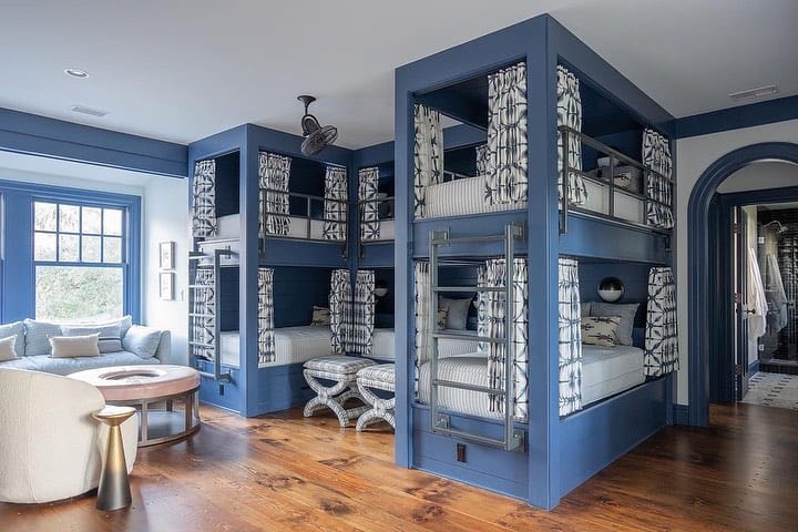 4-Boys-Shared-Bedroom-Ideas-Bunk-Bed-Hideaways