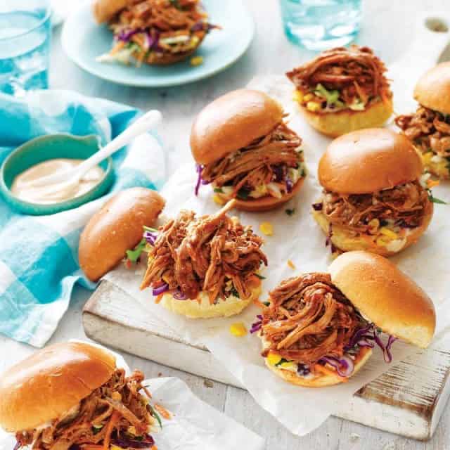 4-Potluck-Recipes-Pulled-Pork-Sliders-2