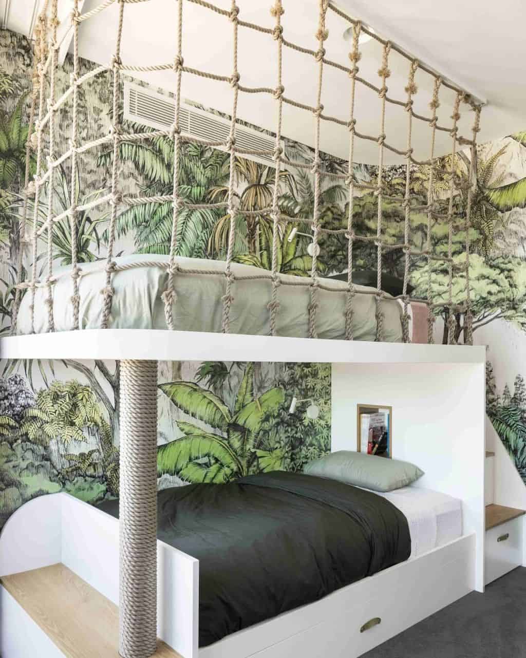 5-Boys-Shared-Bedroom-Ideas-Jungle-Themed-Bedroom