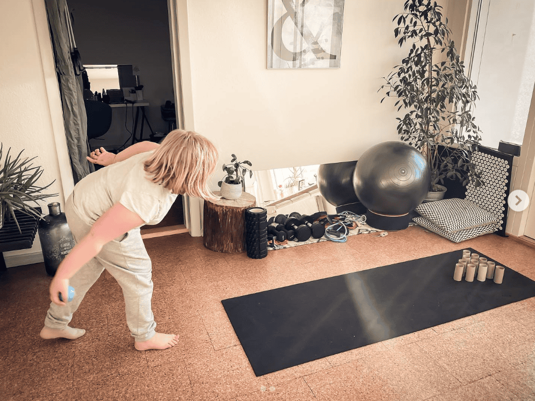 Indoor-Games-for-Kids-Indoor-Bowling-1