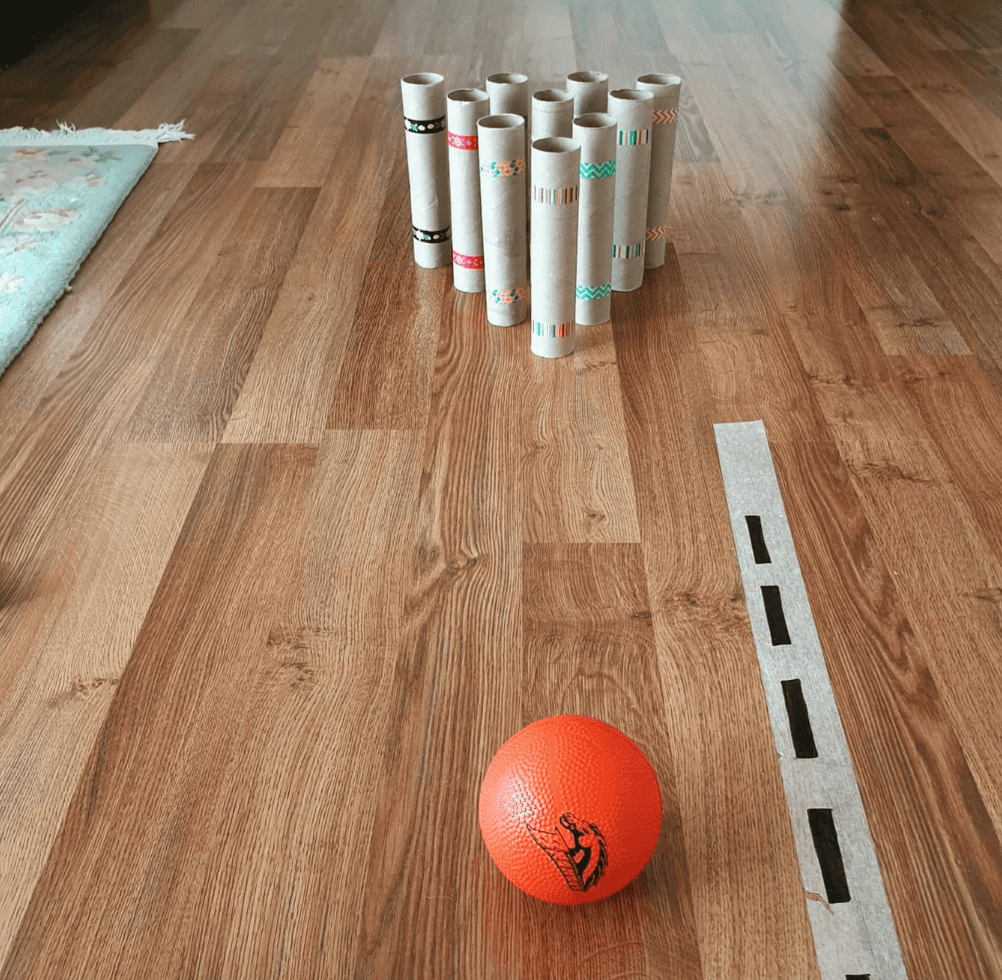 Indoor-Games-for-Kids-Indoor-Bowling-2