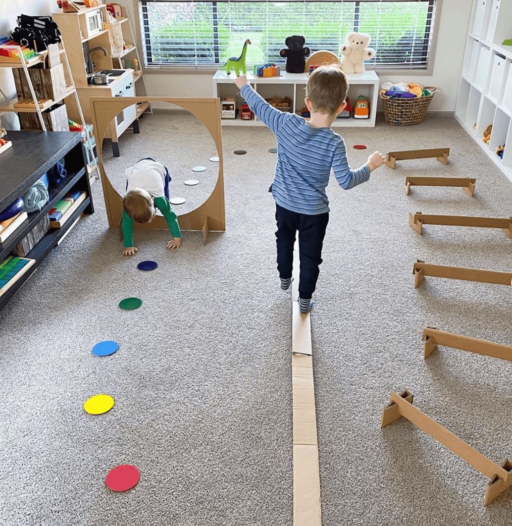 Indoor-Games-for-Kids-Indoor-Obstacle-Course-1