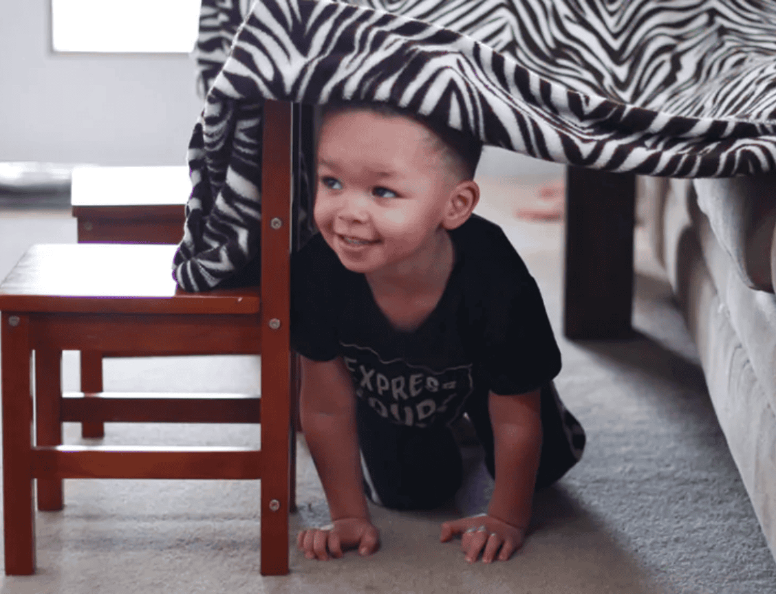 Indoor-Games-for-Kids-Tunnel-Crawl-2